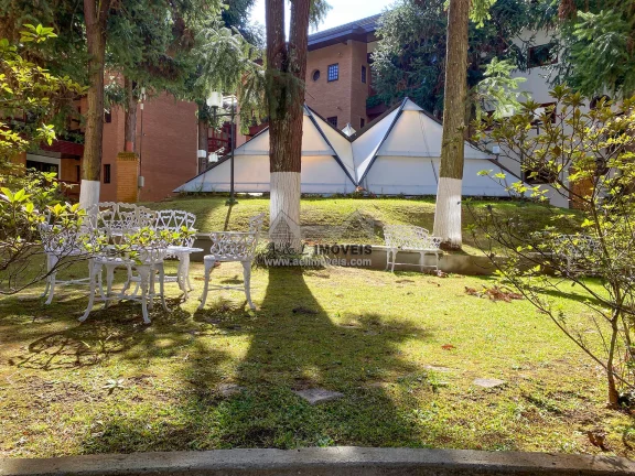 Imagem Apartamento à venda em Campos do Jordão – Duplex próximo ao Capivari