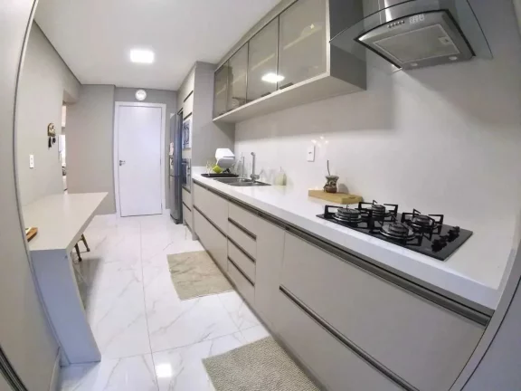 Imagem Apartamento mobiliado com 1 suíte, 2 demi suítes e 1 vaga de garagem em Balneário Camboriú