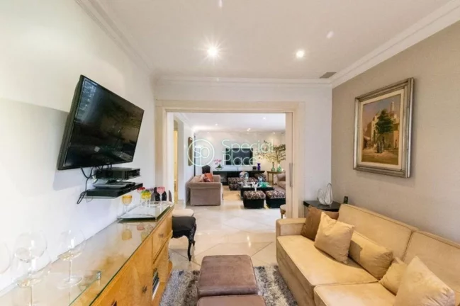 Imagem Lindo apartamento de alto padrão, com ambientes bem planejados, com uma excelente localização em ...