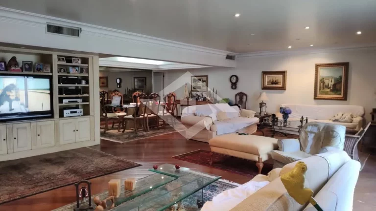Imagem Apartamento de 4 Quartos para Venda em Copacabana com 234 m²