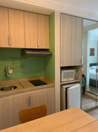 Imagem Flat para aluguel possui 27 metros quadrados com 1 quarto em Cq. César