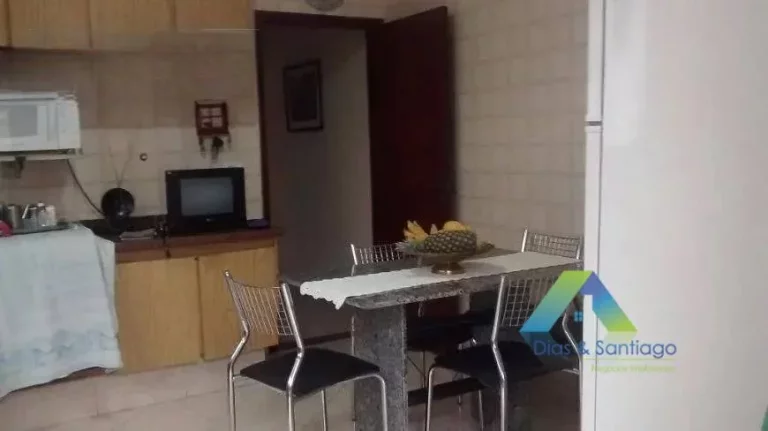 Imagem Casa com 4 Dormitórios e 4 Banheiros para locação em Ipiranga, São Paulo/SP
