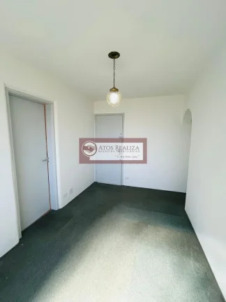 Imagem Apartamento de 2 Dormitórios à Venda no Parque das Árvores, SP, 45m², Valor de Oportunidade..