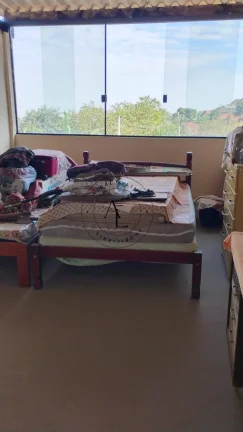 Imagem Chácara à venda, com 2 quartos, 150m2