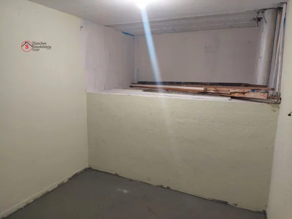 Imagem GALPÃO PARA LOCAÇÃO NA VILA ALPINA, COM 315 METROS, AMPLO VÃO LIVRE.