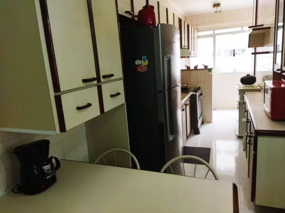 Imagem PITANGUEIRAS- LOCALIZAÇÃO PRIVILEGIADA , MARAVILHOSA ÁREA DE LAZER , 02 VAGAS DEMARCADAS NO PRÉDIO.