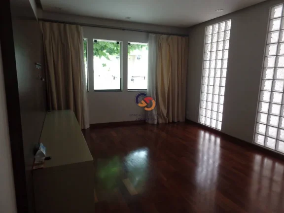 Imagem CASA PLANALTO PAULISTA / MOEMA- SP - 144m² - 3 DORM - EXCELENTE LOCALIZAÇÃO