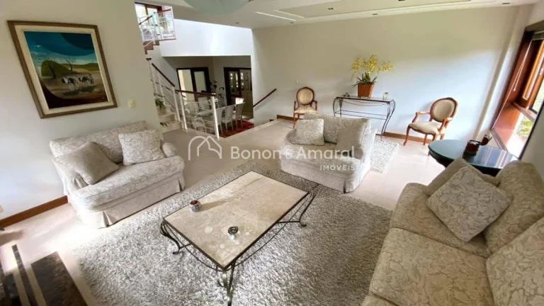 Imagem Casa fantástica e totalmente mobilada no Alphaville Campinas. Possui uma sala de estar elegante, id...
