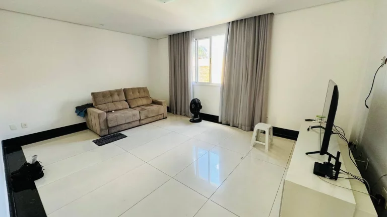 Imagem IMPERDÍVEL!LUXO, CONFORTO E UM EXCELENTE CUSTO-BENEFÍCIO EM UM ÚNICO IMÓVEL