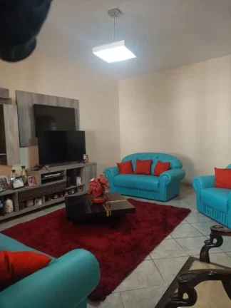 Imagem Casa com 3 dormitórios à venda, 390 m² por R$ 900.000,00 - Centro - Ferraz de Vasconcelos/SP