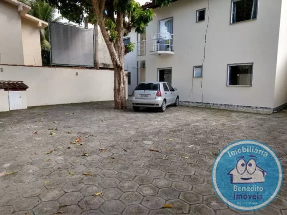 Imagem Vendo residencial com seis apartamentos no centro de Porto Seguro