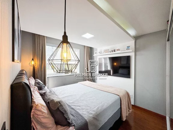 Imagem Apartamento com 2 dormitórios à venda, 49 m² por R$ 275.000,00 - Pimenteiras - Teresópolis/RJ