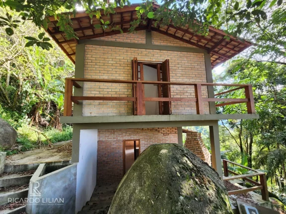 Imagem Chalé na montanha com acabamento rustico, muita paz e ar puro para a sua familia