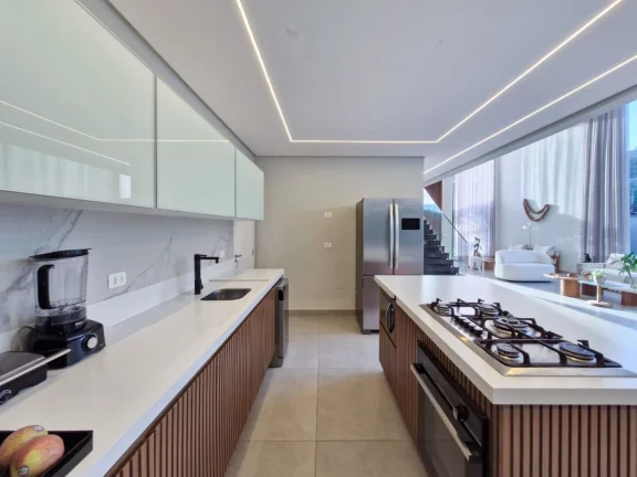 Imagem Casa de Luxo à Venda na Riviera de São Lourenço Módulo 11 - 5 Quartos, 5 Suítes e Área de 344,18m².