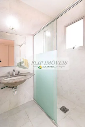 Imagem More em um apartamento de 90 metros quadrados com 3 quartos no miolo do Cambuí - Campinas - SP