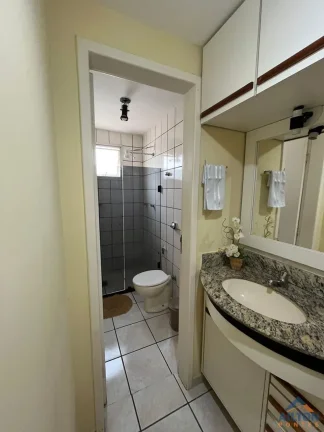 Imagem Apartamento com 2 Quartos + Dependência à Venda na Praia do Morro - Guarapari/ES