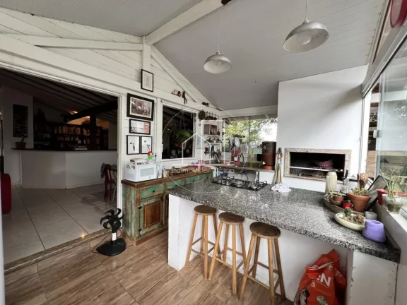 Imagem Casa para Venda em Florianópolis / SC no bairro São João do Rio Vermelho