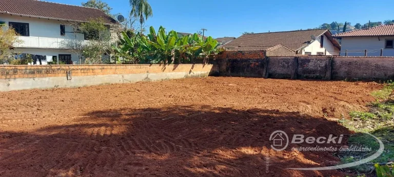 Imagem Terreno no bairro Bom Retiro - Joinville