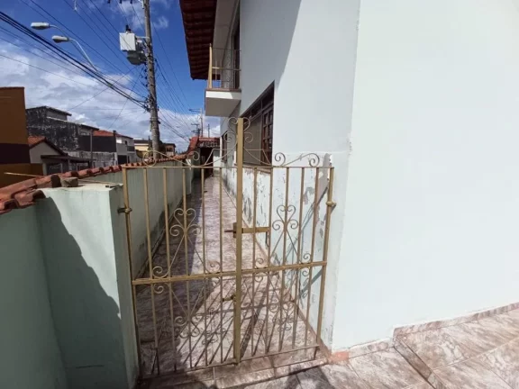 Imagem Sobrado com 5 dormitórios à venda, 502 m² por R$ 1.200.000,00 - Centro - Poá/SP