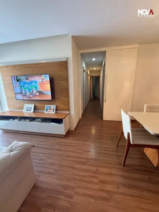 Imagem Viva com exclusividade na região mais charmosa da Praia da Costa. Este apartamento de 119 m² une s...
