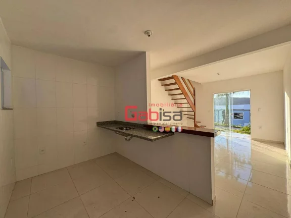 Imagem Casa com 3 dormitórios à venda, 90 m² por R$ 460.000,00 - Peró - Cabo Frio/RJ