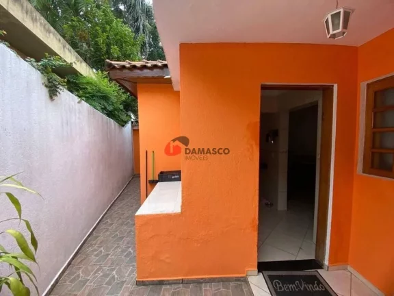 Imagem Casa à venda 2 Quartos, 1 Suite, 2 Vagas, 178M², Campestre, Santo André - SP