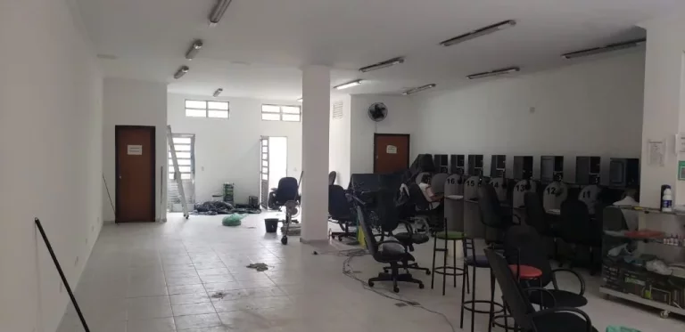 Imagem Salão à venda, 176 m² por R$ 1.600.000,00 - Centro - Suzano/SP
