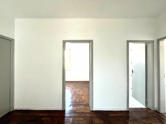Imagem Apartamento com 2 Quartos à Venda, 73 m² em Menino Deus - Porto Alegre