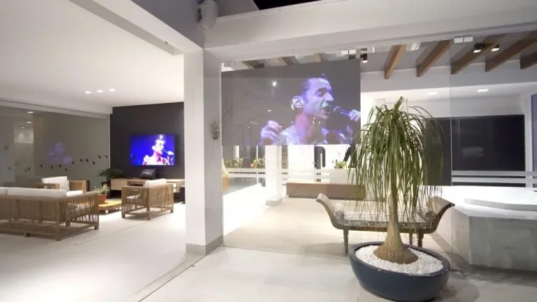 Imagem Casa em Escarpas do Lago, marina, 8 suites, 3 spa, elevador, sala de pilates, skypoll, cinematográfica