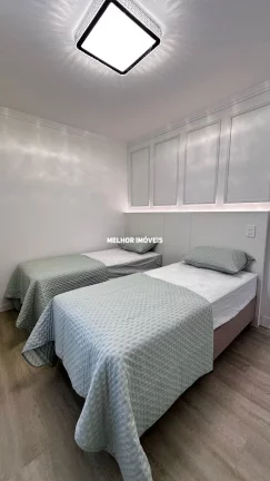 Imagem Apartamento Quadra Mar á venda com 03 Dormitórios localizado no centro de Balneário Camboriú.