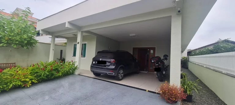 Imagem CASA RESIDENCIAL em Barra Velha - SC, Centro