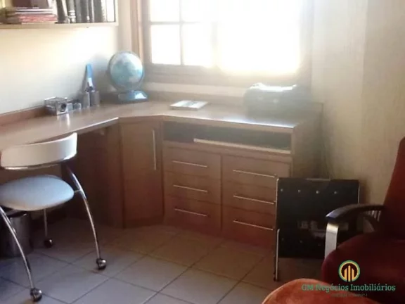 Imagem Linda Casa com 4 suítes, planejados em todos ambientes ar condicionado