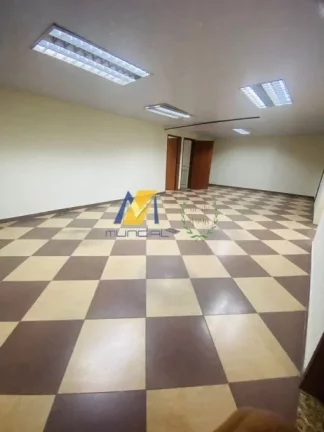 Imagem "Cansado de procurar galpão e só achar encrenca?"