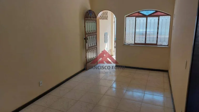 Imagem Casa com 3 dormitórios à venda, 250 m² por R$ 300.000,00 - Neves - São Gonçalo/RJ