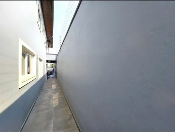 Imagem Casa200m² 4 dormitórios 2 suítes 4 vagas à venda, por R$ 950.000 Granja Viana - SP