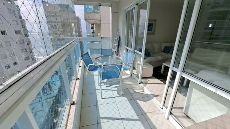 Imagem APARTAMENTO 30 METROS DA PRAIA DAS ASTÚRIAS COM 2 VAGAS PARA AUTO E LAZER