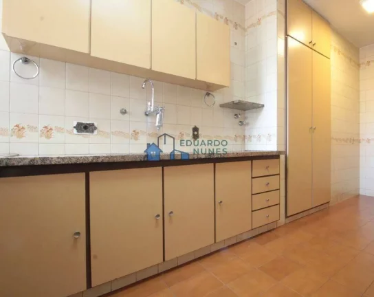 Imagem OPORTUNIDADE, APARTAMENTO COM 04 QUARTOS NA SAVASSI.