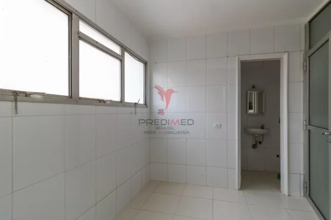 Imagem Vende-se no Morumbi, apartamento com 3 Quartos e 2 Vagas de Garagem