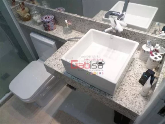 Imagem Apartamento com 2 dormitórios à venda, 72 m² por R$ 750.000,00 - Centro - Cabo Frio/RJ