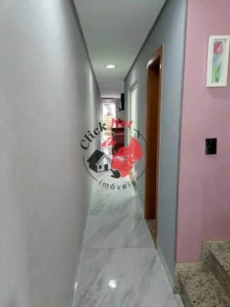 Imagem Lindo sobrado à venda, recentemente reformado, localizado na Vila Valparaíso, Santo André, com 3 dormitórios, sendo 1 suíte, 2 vagas, 196 m².