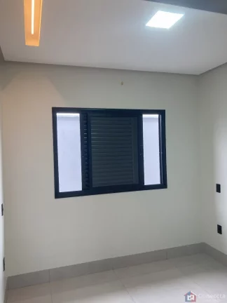 Imagem Casa Moderna à Venda com 3 Quartos (1 Suíte) e Área Gourmet – 300m² no Bairro Tranquilo de Patos de Minas/MG