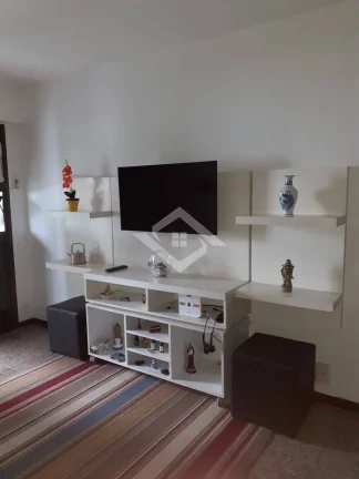 Imagem Apartamento para Aluguel à Beira-Mar na Barra da Tijuca - 154m², 4 Quartos