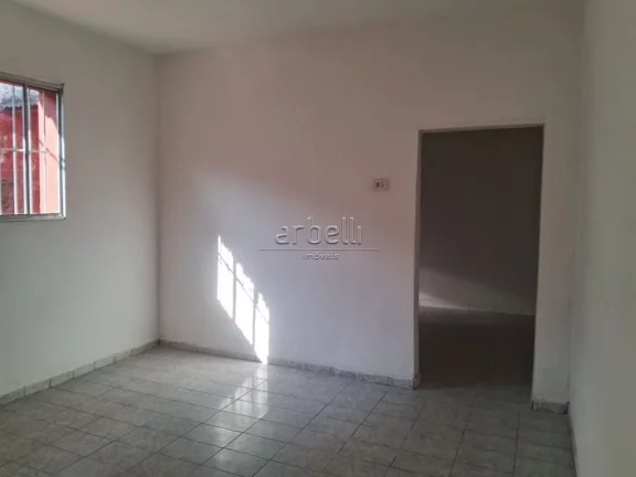 Imagem Casa com 70 M², 1 dormitório, 1 banheiro, sala, cozinha, área de serviços e quintal. Boa casa co...