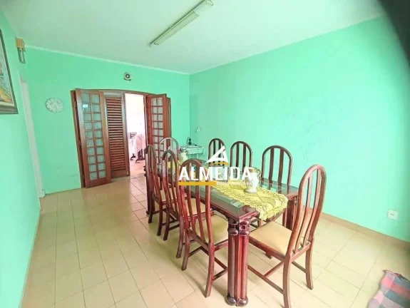 Imagem Casa com 3 dormitórios à venda, 198 m² por R$ 550.000,00 - Vila Aparecida - Rio Claro/SP