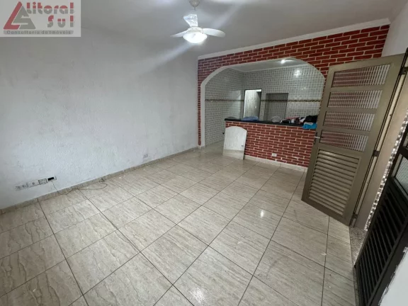 Imagem Imperdível: Casa à venda em Praia Grande-SP, bairro Real, 3 quartos, 1 suíte, 1 sala, 3 banheiros, 3 vagas, 173,25 m².