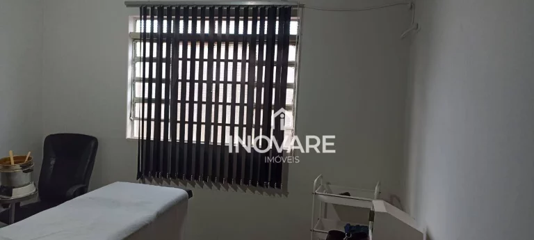 Imagem Casa com 5 dormitórios à venda, 250 m² por R$ 750.000,00 - Setor Central - Itumbiara/GO