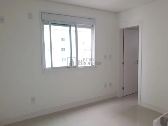 Imagem Apartamento com 3 suítes à venda no Centro de Balneário Camboriú/SC