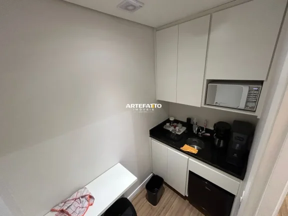 Imagem Maravilhosa Sala Comercial – 45m2 | Totalmente Mobiliada e Pronta para Uso