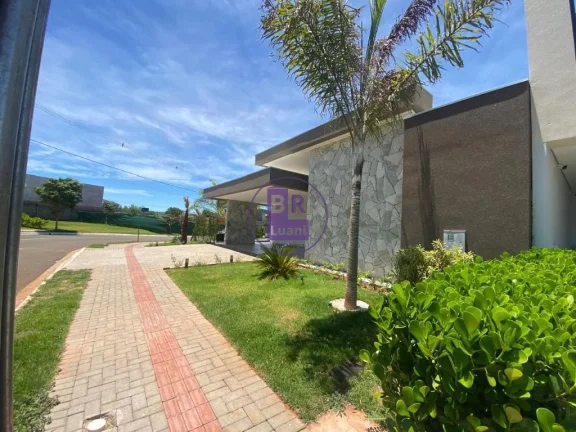 Imagem Linda casa térrea em condomínio fechado.
