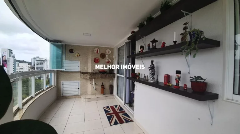Imagem Apartamento Mobiliado à Venda com 02 Dormitórios sendo 01 Suíte, Sacada com Churrasqueira Localizado na Quadra Mar em Balneário Camboriú - SC